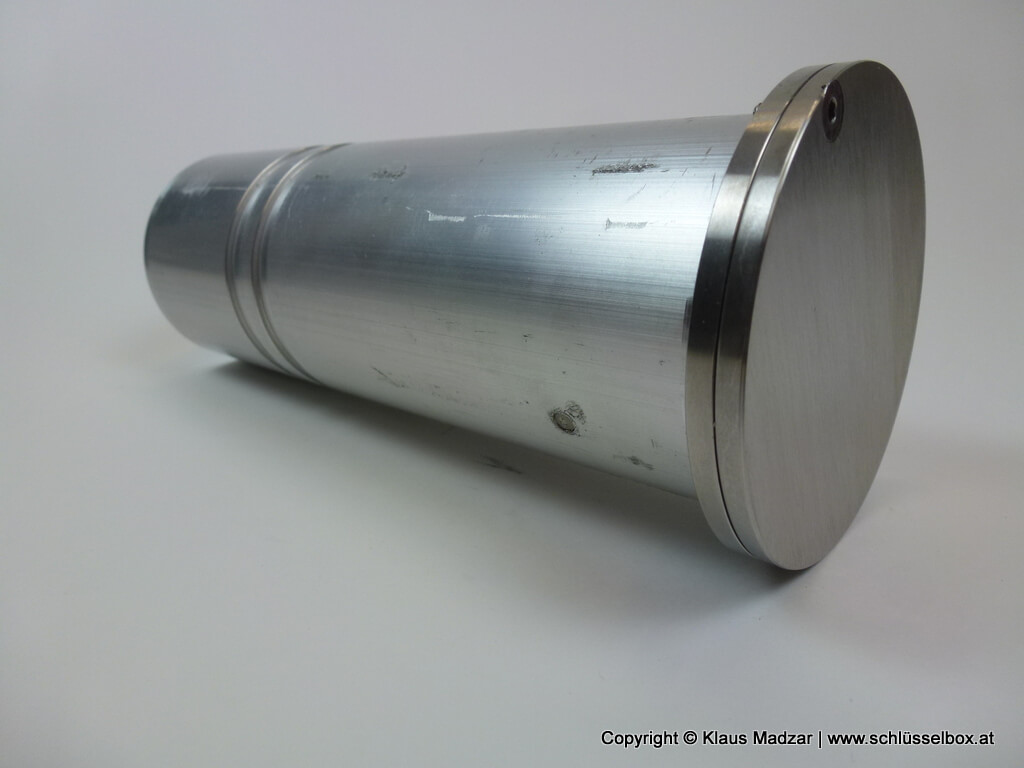 995aede74274b17d9a2ceda7fb04edd457bc368deaf73