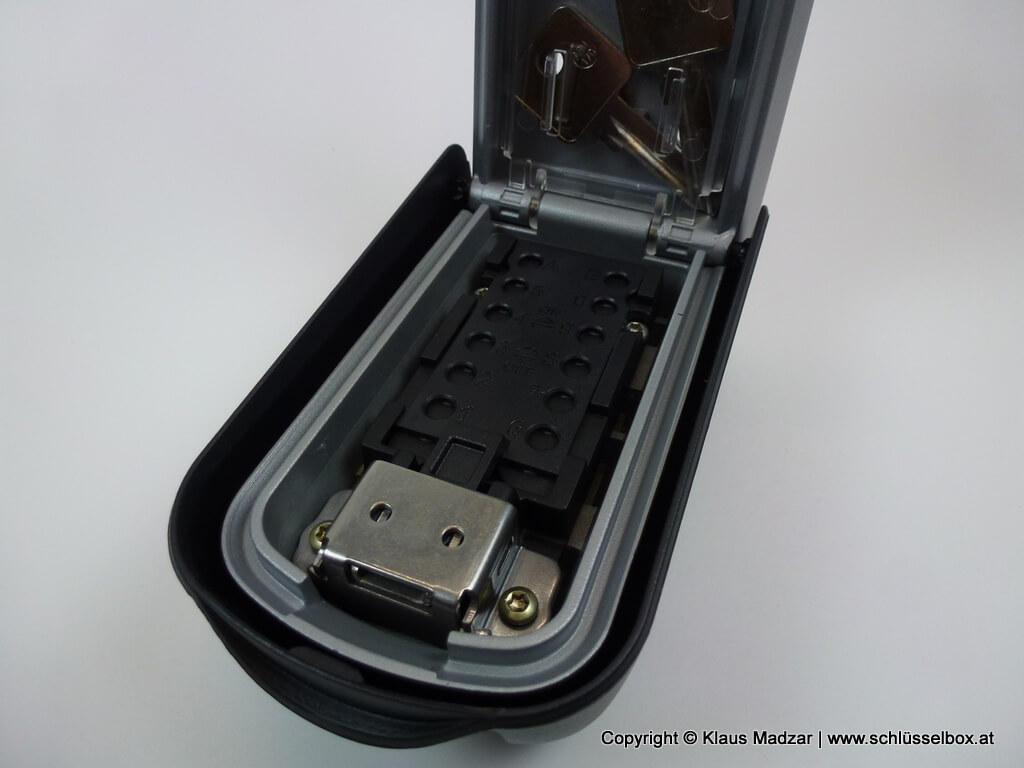 552f8101d77a4ea6a3e18eb8f7c75e11579c65ac666b6