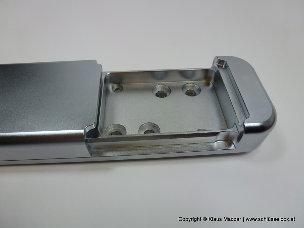 93d87b9504ac5190ff49e617a811e9dd