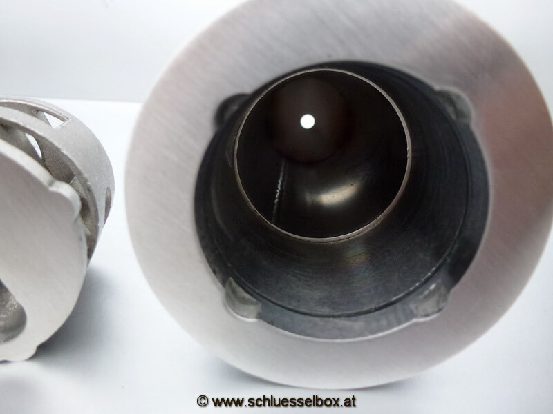 8d4bf74b4e612041fbd62f0e39601ca4