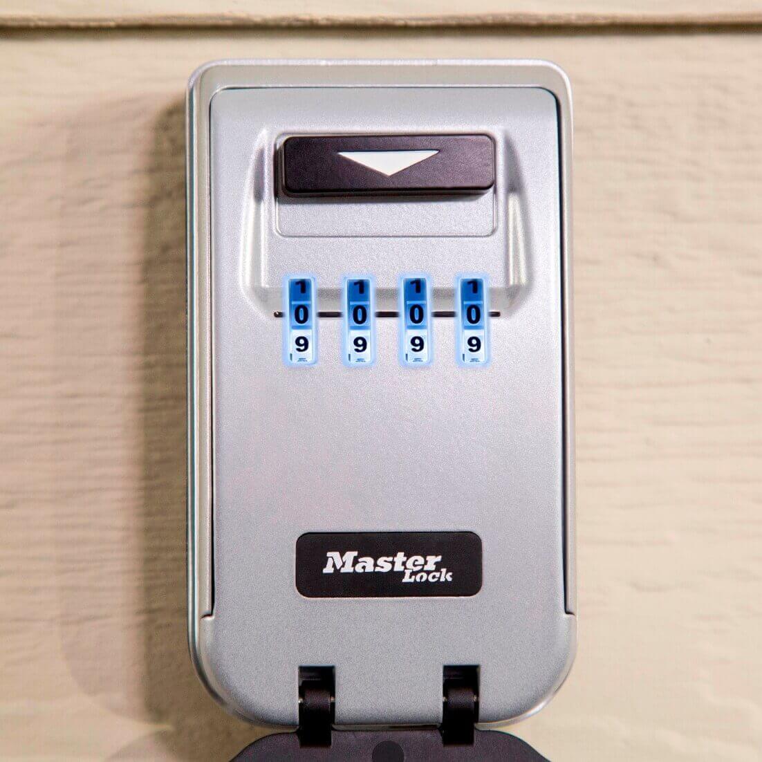 5425D_application_open_lighted3