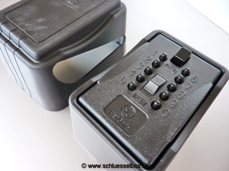 114beb74e4d240a6ba251f06d1517b83