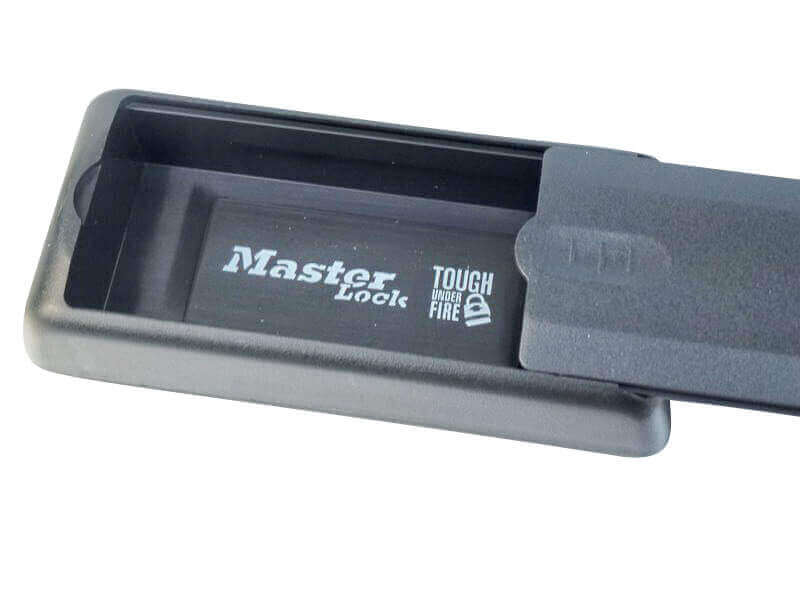 masterlock_207d_exposed_2